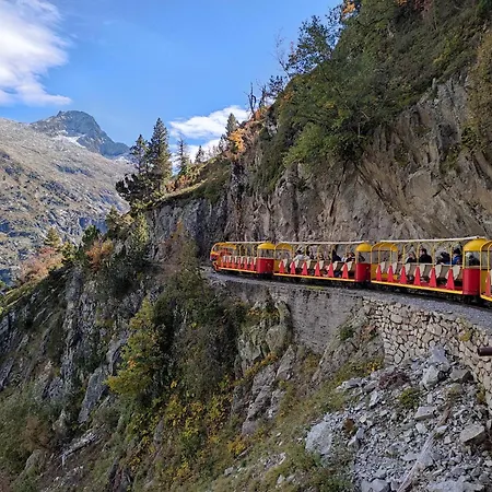 Chaleureux En Coeur De Station לארונס